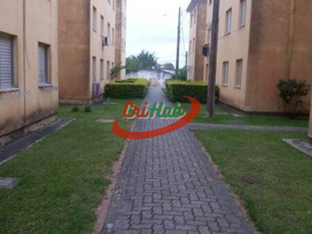#105 - Apartamento para Venda em Pelotas - RS - 2